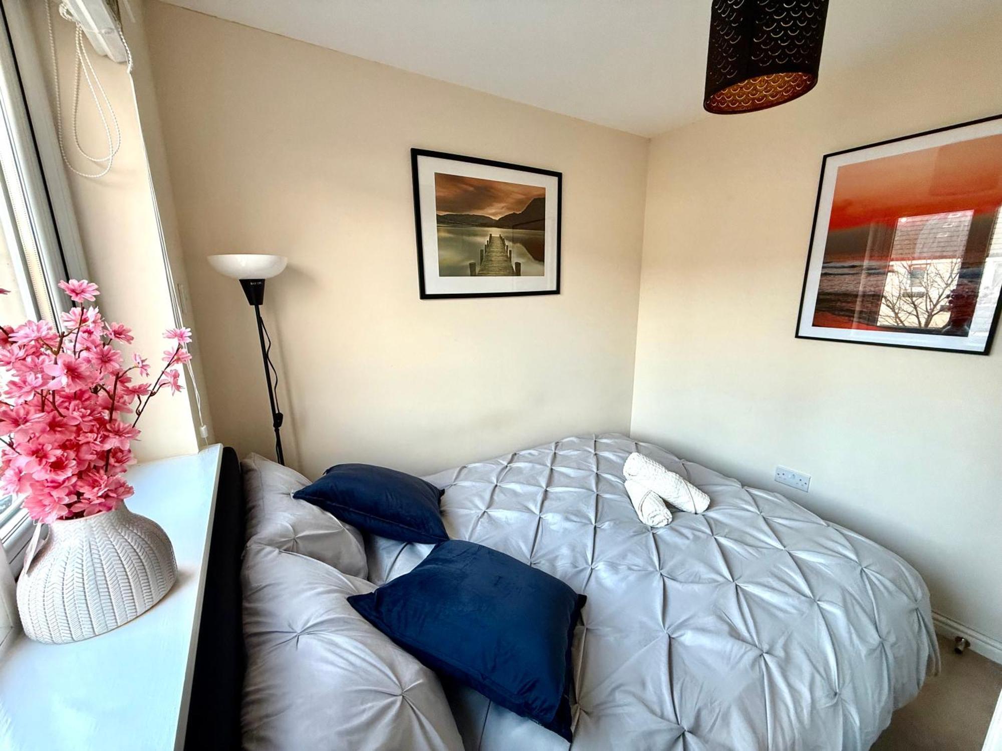 Torwood Townhouse - Fast Wifi And Free Parking Ferienhaus